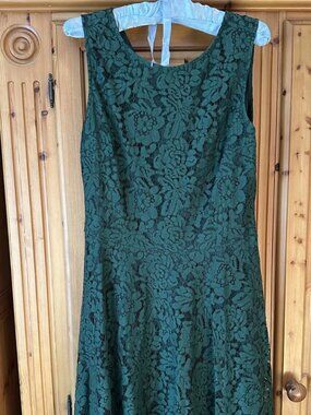 Women's suits / evening gowns, Solow brand: UK